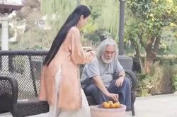 张纪中和杜星霖拍孕妇写真，两人真的很恩爱，网友的评价太搞笑了