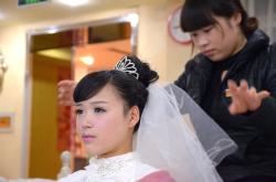陈乔恩婚礼邀请明道，友情再现美好时刻