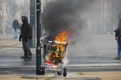 全美多地爆发反马斯克抗议，背后的原因与影响
