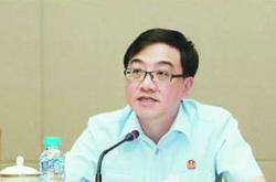 揭秘公职人员涉黑内幕一位勇敢女性的正义之战