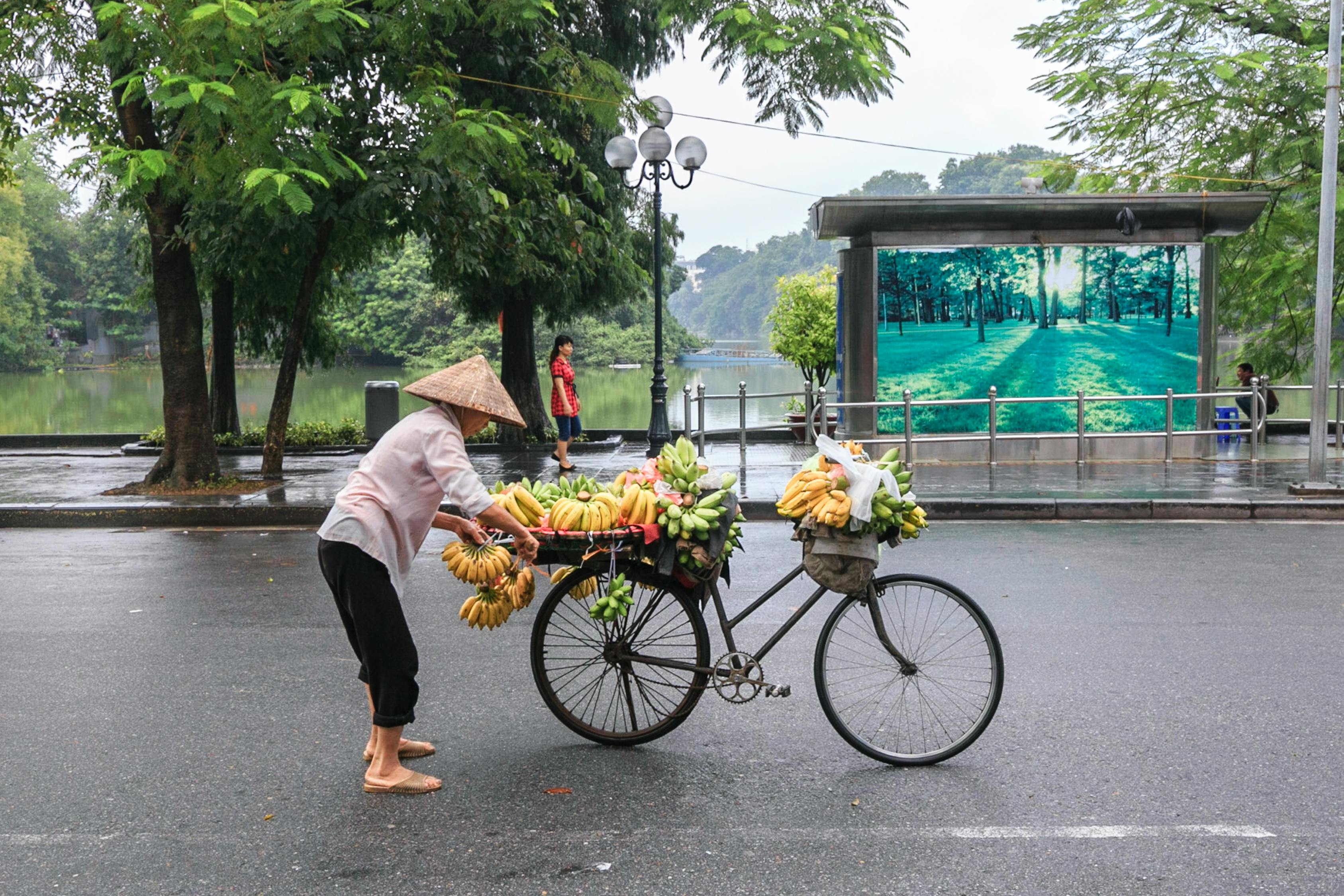 重庆一路段塌陷，工作人员回应背后的故事