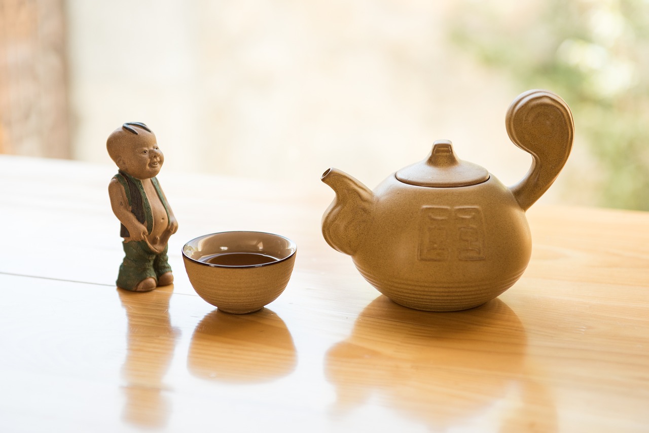 一壶煮茶，一室静香——探索中国传统茶艺的细腻与温度
