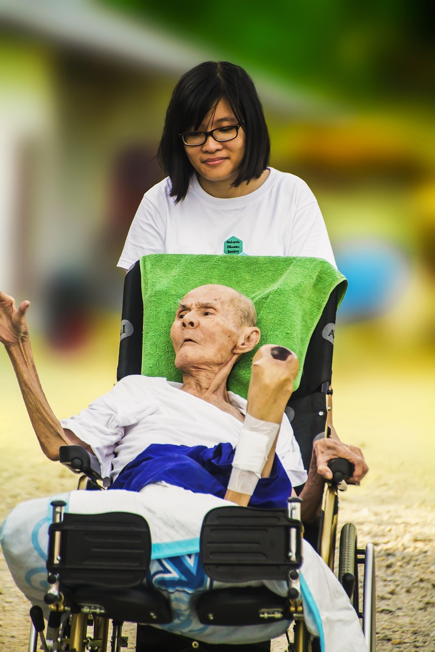 机智的医生生活第二季，医疗剧的新高度与人文关怀